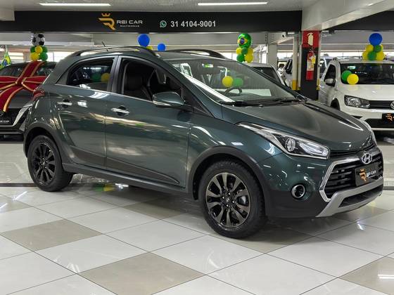 HYUNDAI HB20X 1.6 16V PREMIUM FLEX 4P AUTOMÁTICO HYUNDAI HB20X 1.6 16V PREMIUM FLEX 4P AUTOMÁTICO